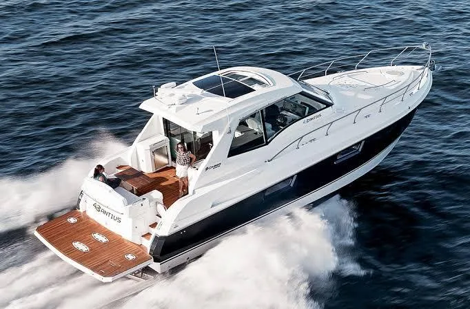 Tiara Yacht Teak Deck - Maritime Wood Products